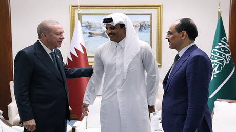  أردوغان يقدم هدية ثمينة لأمير قطر