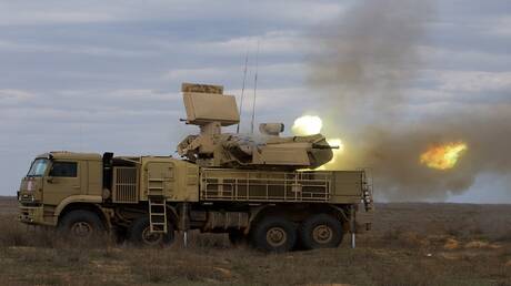  الدفاع الجوي الروسي يعترض ويُسقط 81 مسيرة أوكرانية فوق عدة مناطق