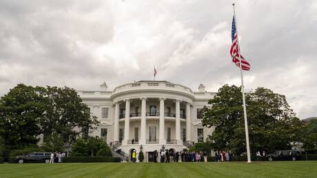 البيت الأبيض يرفض دعوة مادورو: الحوار مشروط بتحقيق الديمقراطية
