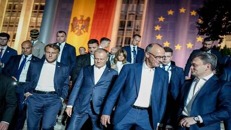  الاستخبارات الروسية: أوروبا تُعدّ العُدة لاجتياح مولدوفا
