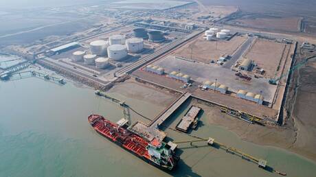 العراق يسجل أعلى معدل تصدير نفطي بـ 3.5 مليون برميل يوميًا