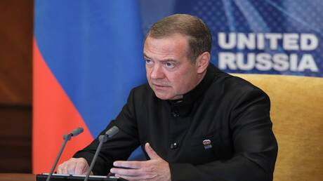  مدفيديف: الدول الأوروبية لا تستطيع تحمّل الحرب مع روسيا 