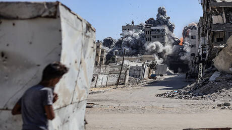 إعلام أمريكي: قطر ومصر وتركيا تضغط على "حماس" لقبول خطة ترامب 
