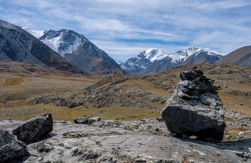 اكتشاف نقوش صخرية في جبال ألتاي يعود تاريخها إلى 5000 عام