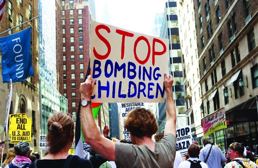 تل أبيب تخصص مبالغ ضخمة لتوظيف عشرات المؤثرين على مواقع التواصل لـ "دعم إسرائيل"