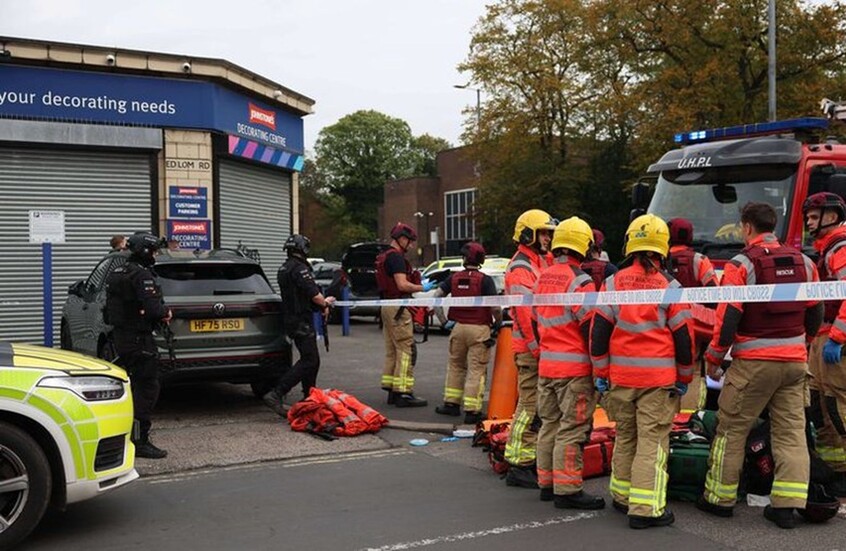 بريطانيا.. إغلاق مستشفيات مانشستر بعد هجوم على كنيس يهودي