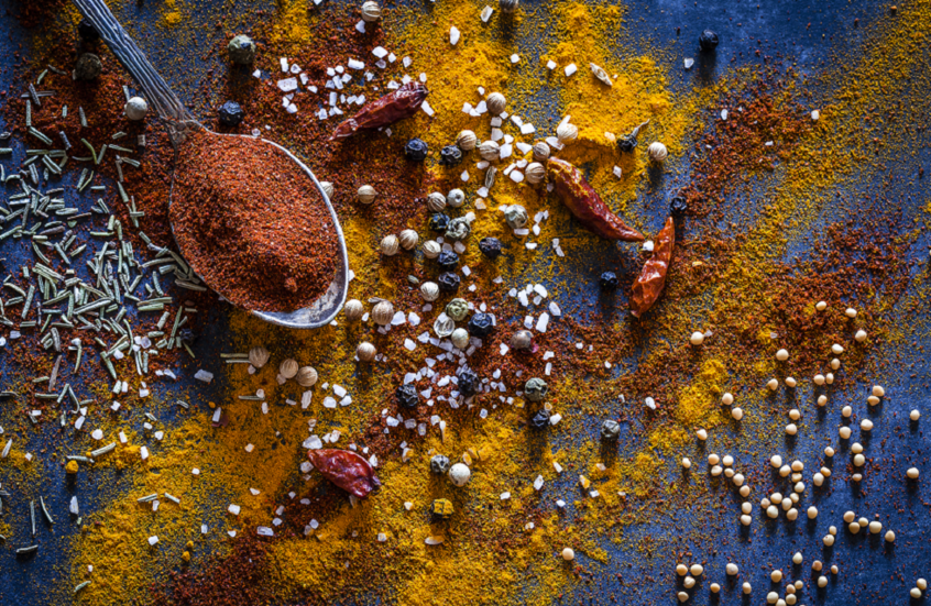 3 توابل شهيرة قد تقلل من فعالية بعض الأدوية