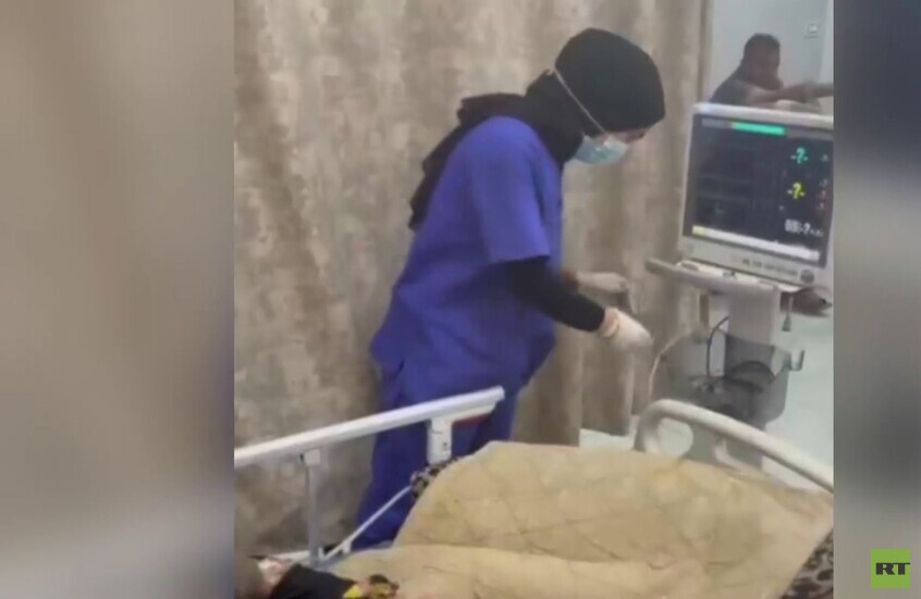 غزة.. الطواقم الطبية تواصل تقديم خدماتها للمرضى بالرغم من المخاطر الجسيمة