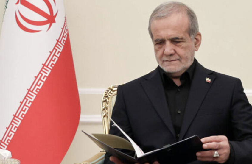 الرئيس الإيراني يدعو لنقل العاصمة من طهران: "أصبحت ضرورة استراتيجية"