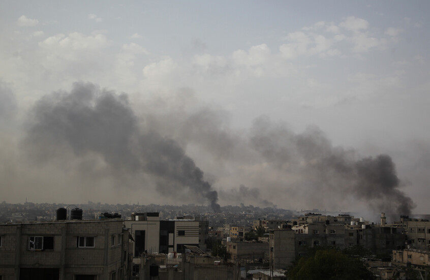 مصادر طبية في غزة تعلن مقتل 60 فلسطينيا بنيران القوات الإسرائيلية