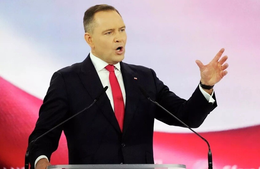 الرئيس البولندي يأمر بنشر قوات عسكرية على الحدود مع ألمانيا وليتوانيا