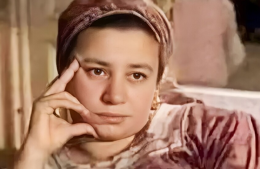 من "جلباب أبي" إلى "تيتانيك".. عبلة كامل حديث السوشيال ميديا وكيت وينسليت تستغيث!