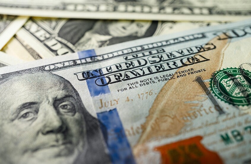 نحو 360 مليار دولار في يومين.. الولايات المتحدة تشهد 