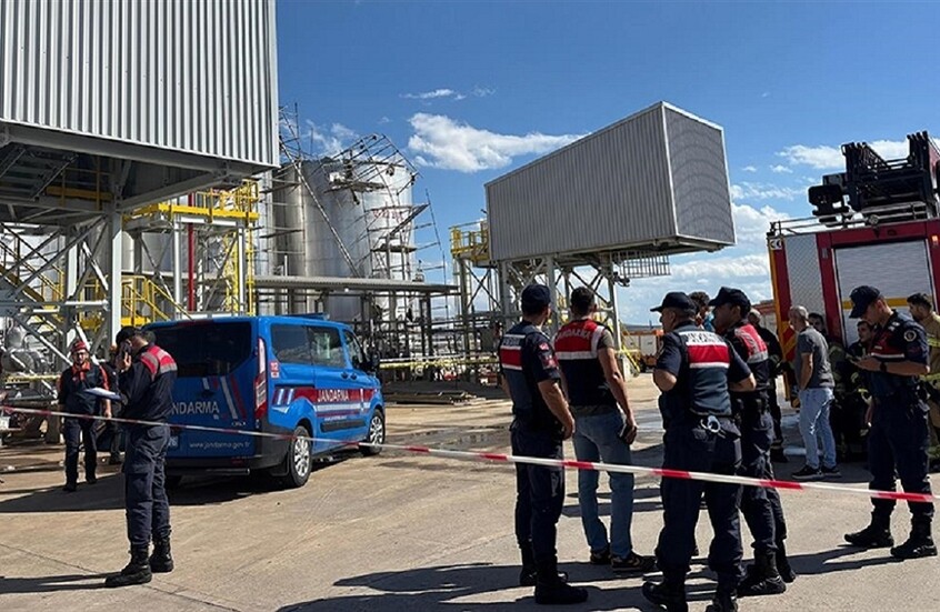 بدون انفجار أو حريق.. مصرع شخصين في مصنع كيميائي قرب اسطنبول (فيديو)