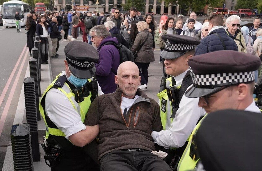 بريطانيا.. اعتقال 175 شخصا في مظاهرة مؤيدة لحركة "فلسطين أكشن" بلندن