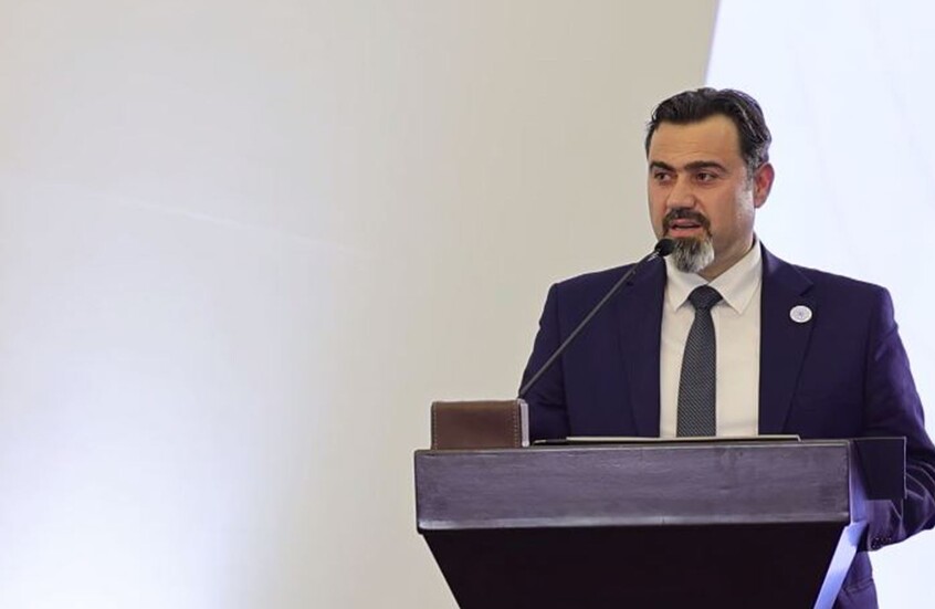 سوريا.. وزير التربية يثير الجدل بخطوة تقليص حصص التربية الدينية في المدارس