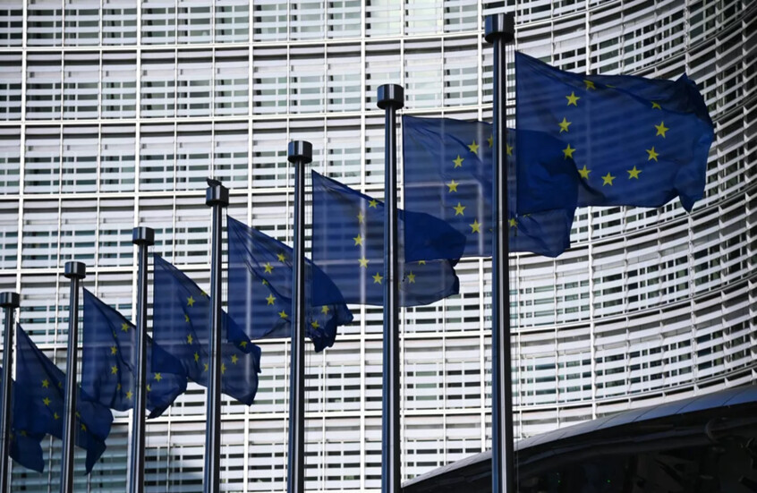 الاتحاد الأوروبي يطلق استراتيجية جديدة للتحرر من واشنطن وبكين