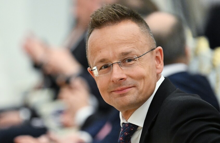 وزير خارجية هنغاريا يهنئ حزب "الحلم الجورجي" بفوزه في الانتخابات المحلية