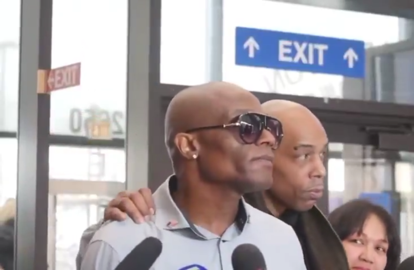 سجن 30 عاما ظلما.. أمريكي يحصل على تعويض يقارب 15 مليون دولار (صور + فيديو)