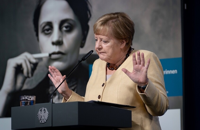 هجوم على ميركل بعد إشارتها إلى أطراف عرقلت تسوية النزاع بأوكرانيا