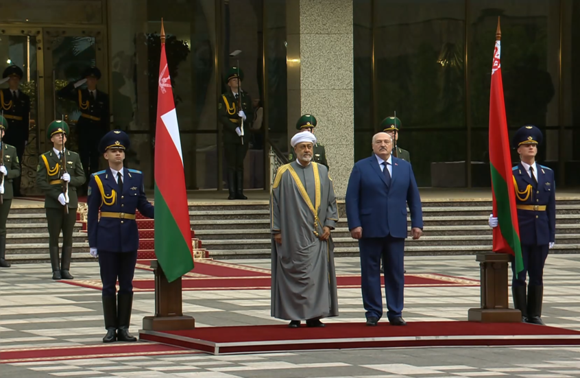 مراسم استقبال سلطان عمان هيثم بن طارق آل سعيد في بيلاروس