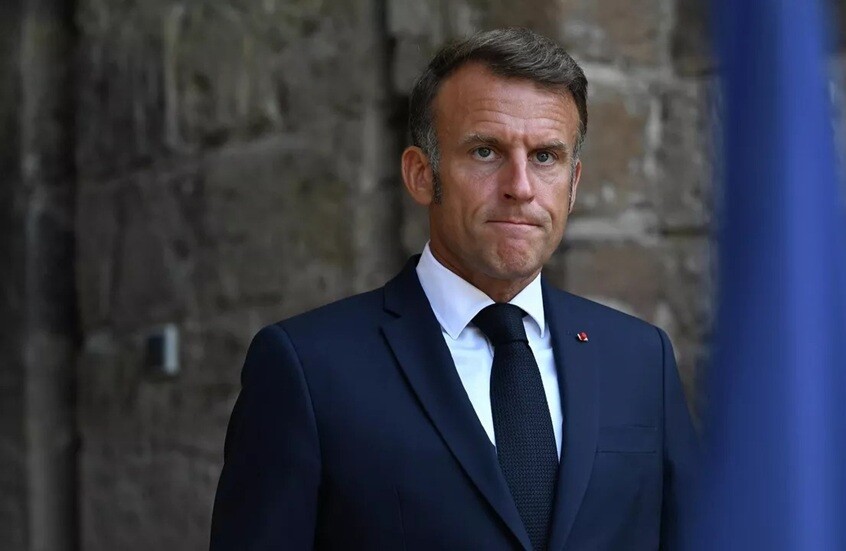 استطلاعات رأي: غالبية الفرنسيين يؤيدون استقالة ماكرون من منصبه