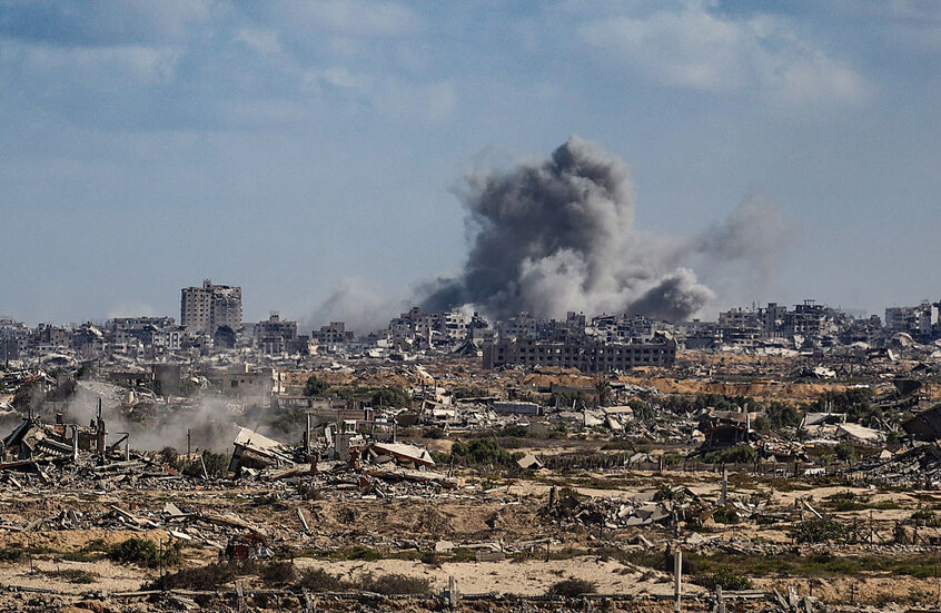 قيادي في "حماس": الأولوية لوقف العدوان على غزة والاحتلال فشل في تحقيق أهدافه