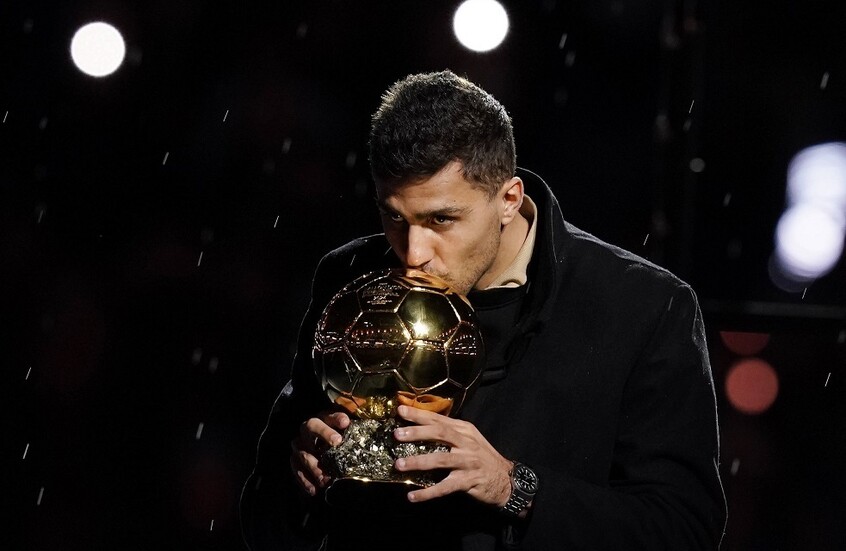 ملف رودري يعود إلى طاولة ريال مدريد مقابل صفقة ضخمة