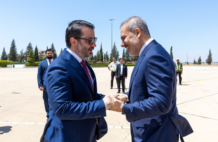 قراءة إسرائيلية للقاء سوري تركي مرتقب.. ملف "قسد" والعلاقة مع تل أبيب