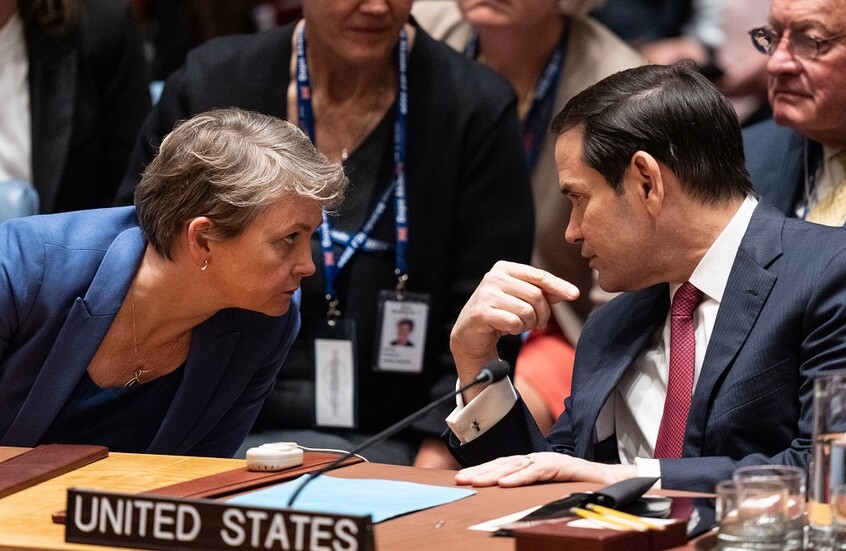 واشنطن ولندن تعلنان مواصلة العمل على إيجاد "حل تفاوضي" للنزاع في أوكرانيا