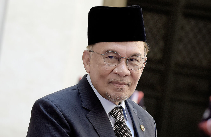 أنور إبراهيم يدين اعتراض إسرائيل سفن مساعدات ماليزية إلى غزة