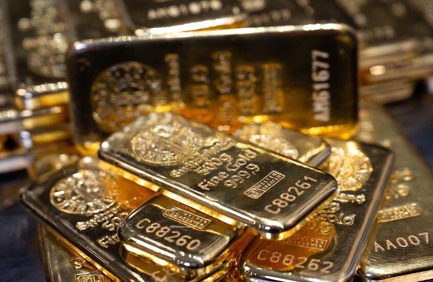 سعر الذهب يسجل رقما قياسيا جديدا