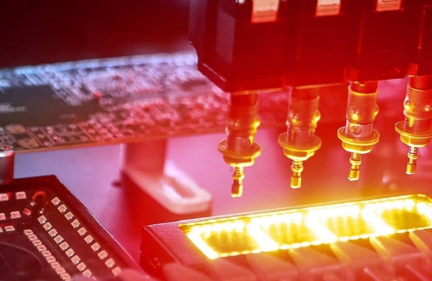 الجرمانيوم الروسي يدخل الصناعة.. إنتاج محلي للرقائق الشمسية والفضائية