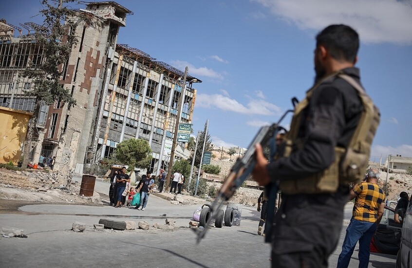 زاخاروفا: موسكو قلقة إزاء ما يجري من اشتباكات بمدينة حلب السورية