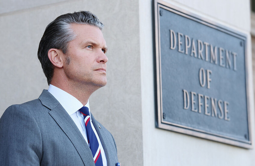 جمعية مراسلي البنتاغون تتهم وزارة الحرب بمحاولة 