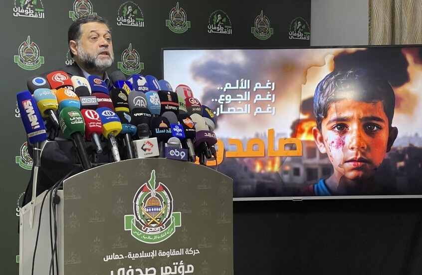 حمدان: اتفاق غزة يتضمن الإفراج عن الأسرى وانسحاب إسرائيل وفتح خمسة معابر للمساعدات