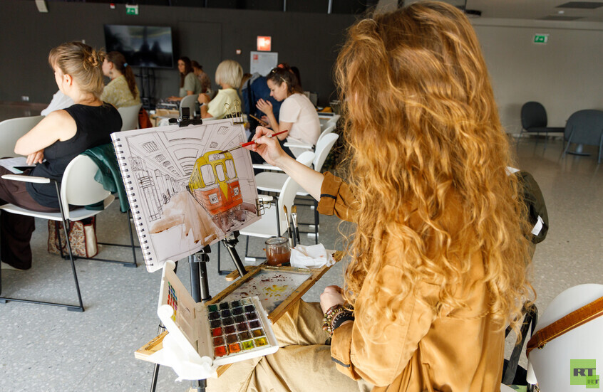 انطلاق الموسم الثالث من مبادرة "الفن في المترو" في موسكو