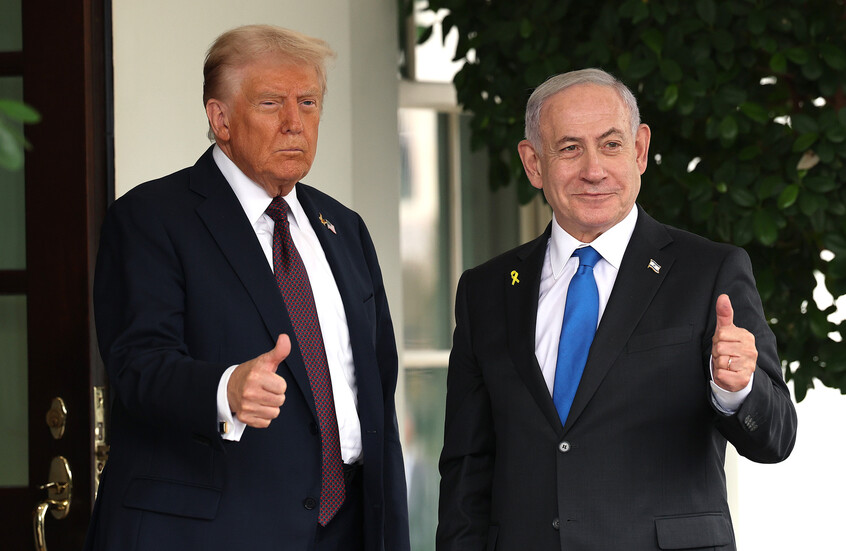 نتنياهو يقلّد ترامب جائزة نوبل للسلام.. منشور لمكتب رئيس الوزراء الإسرائيلي يشعل السوشال ميديا(صورة)