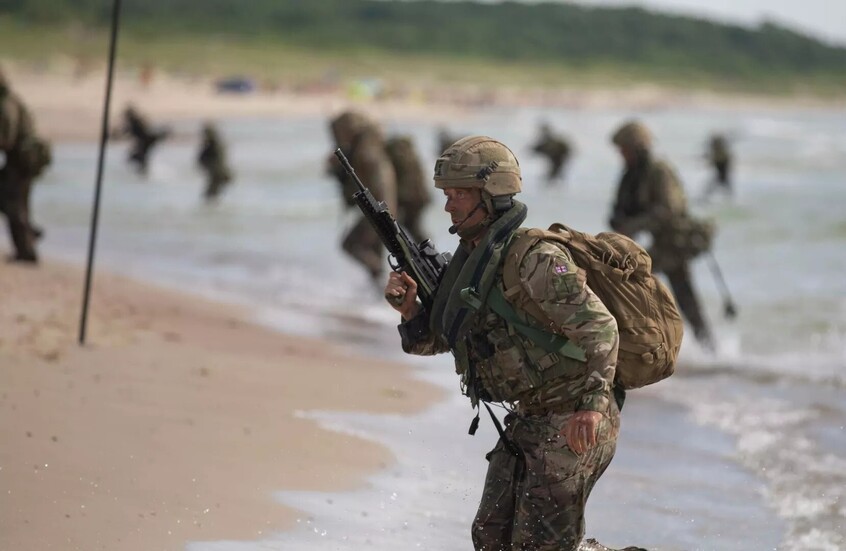 "ناشيونال إنترست": الناتو يجري مناورات جديدة وسط تصاعد حدة التوتر بين الغرب وروسيا