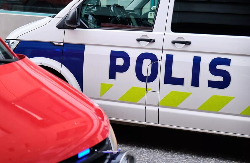 الشرطة الفنلندية تعتقل طالبا بعد سؤاله الرئيس ستوب حول صفقات السلاح مع إسرائيل (فيديو)