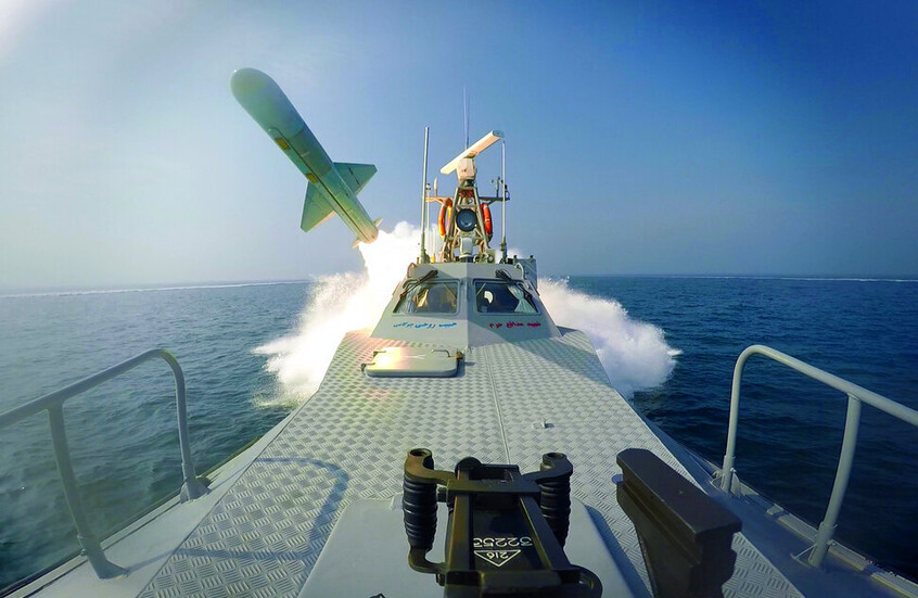 قائد إيراني عن إغلاق مضيق هرمز: القرار بيد المسؤولين الكبار ويتوقف على ظروف الضغط على صادراتنا