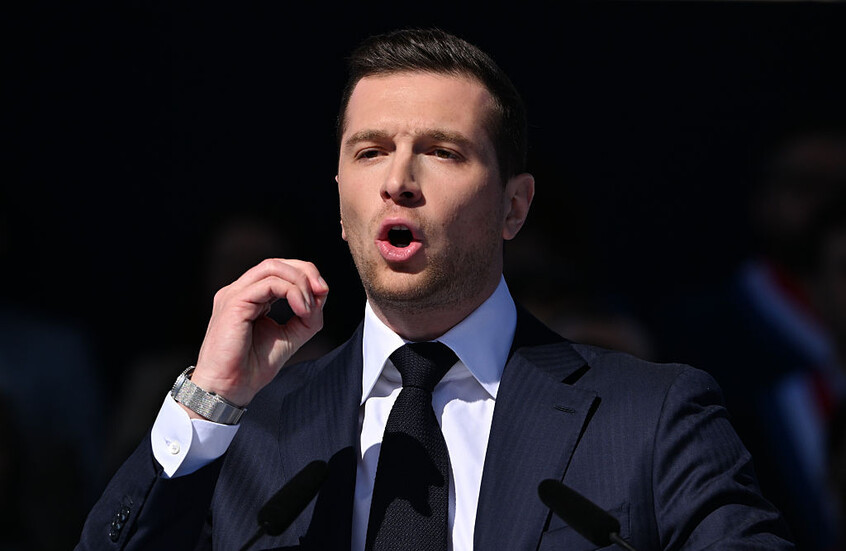 حزب التجمع الوطني الفرنسي: إعادة تكليف لوكورنو "إهانة للديمقراطية" تعكس عزلة ماكرون وخوفه من الشعب