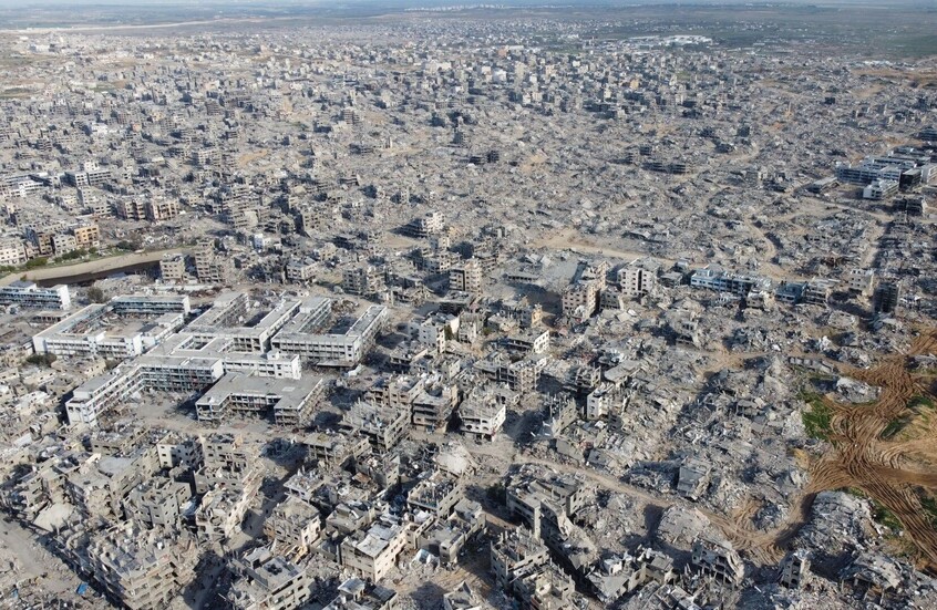 كم تقدر تكلفة إعمار غزة بعد وقف الحرب؟ 