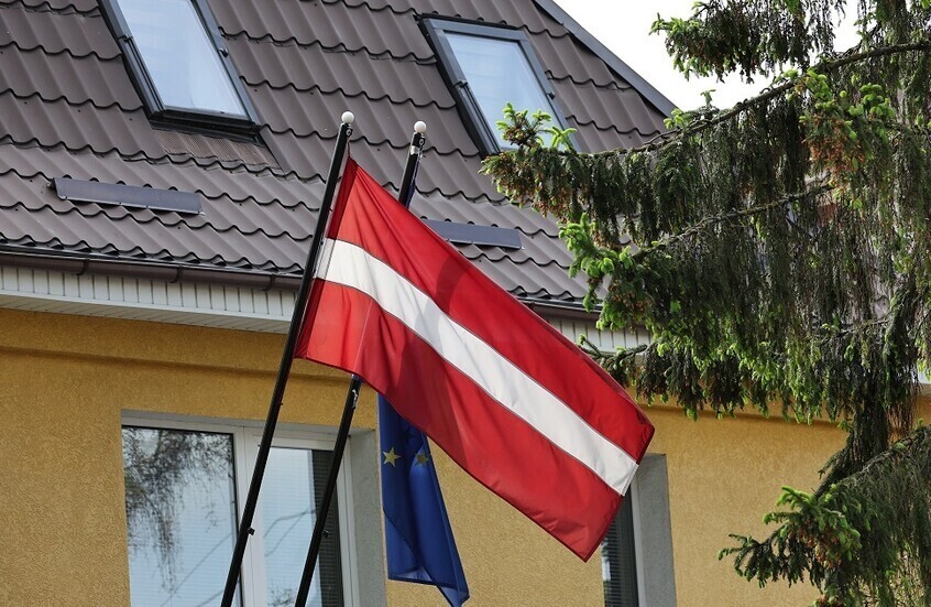 على عدم اجتيازهم اختبار اللغة.. لاتفيا تطرد 800 روسي في قرار "عنصري"