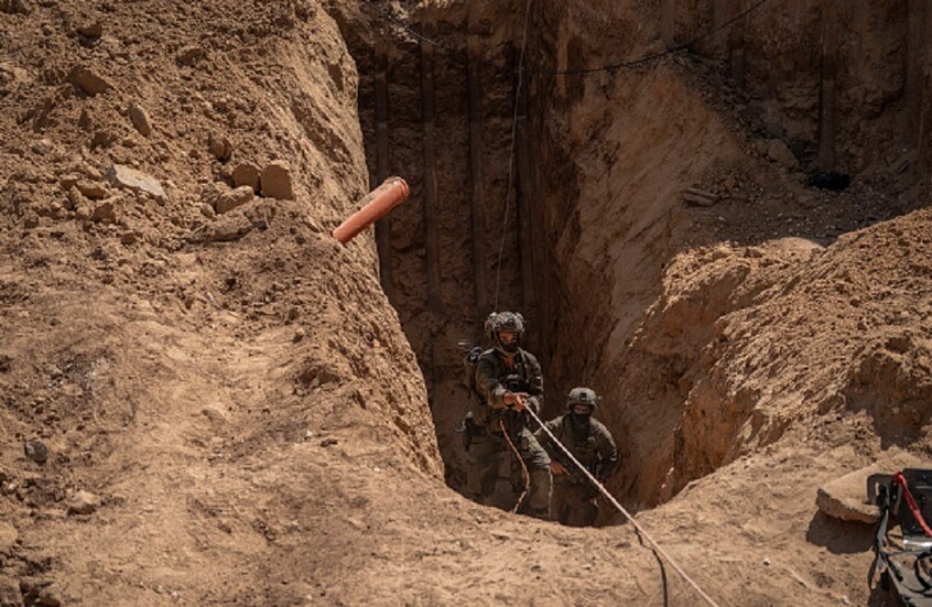 وزير الدفاع الإسرائيلي يوجه بتدمير أنفاق 