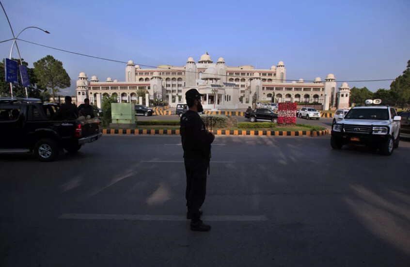 كابل تتهم إسلام آباد بالتغاضي عن نشاط "داعش" وتؤكد حقها في الرد على أي اعتداء