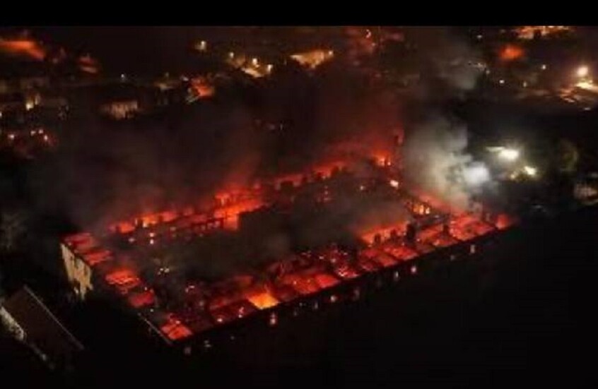 اندلاع حريق ضخم في دير تاريخي شمال إيطاليا ونجاة راهباته (فيديو)