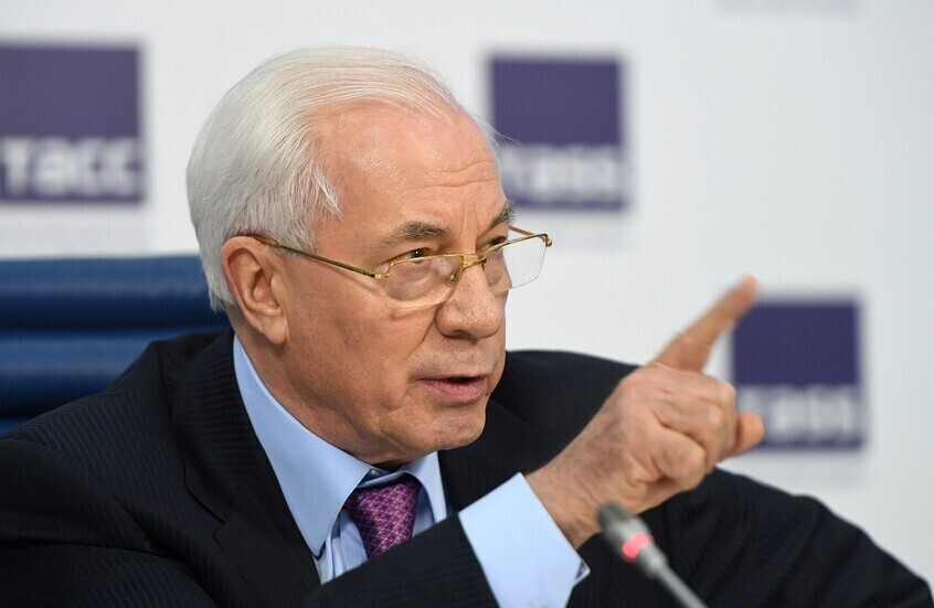 أزاروف يحذر: أوروبا تستعد لمواجهة عسكرية مع روسيا وتعتقد أن موسكو لن تستخدم السلاح النووي