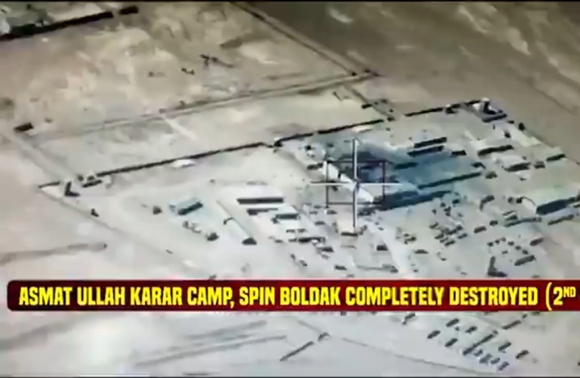 القوات الباكستانية تنشر فيديو للهجوم على قاعدة لطالبان على الحدود مع أفغانستان