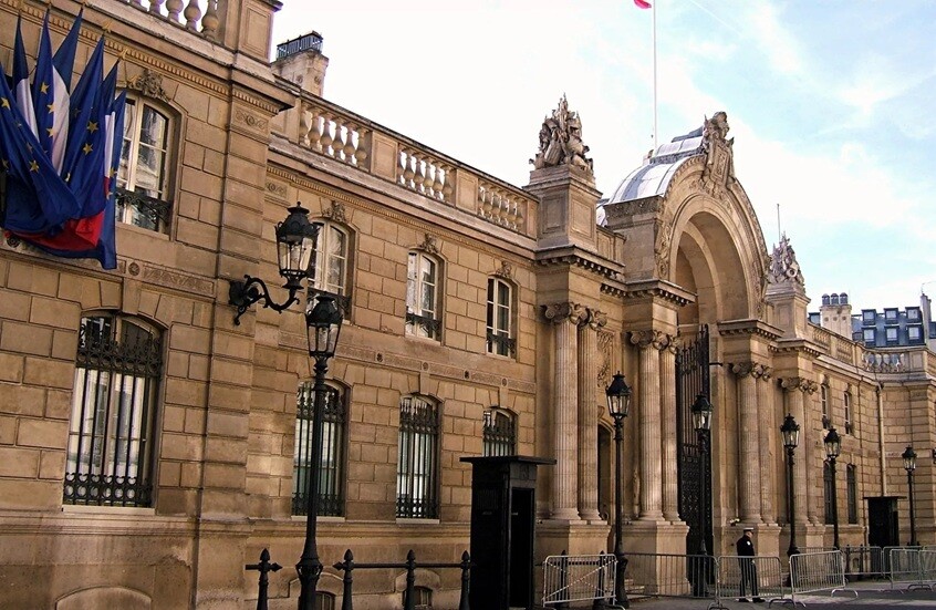 الإليزيه يعلن تشكيلة الحكومة الفرنسية الجديدة بقيادة سيباستيان لوكورنو